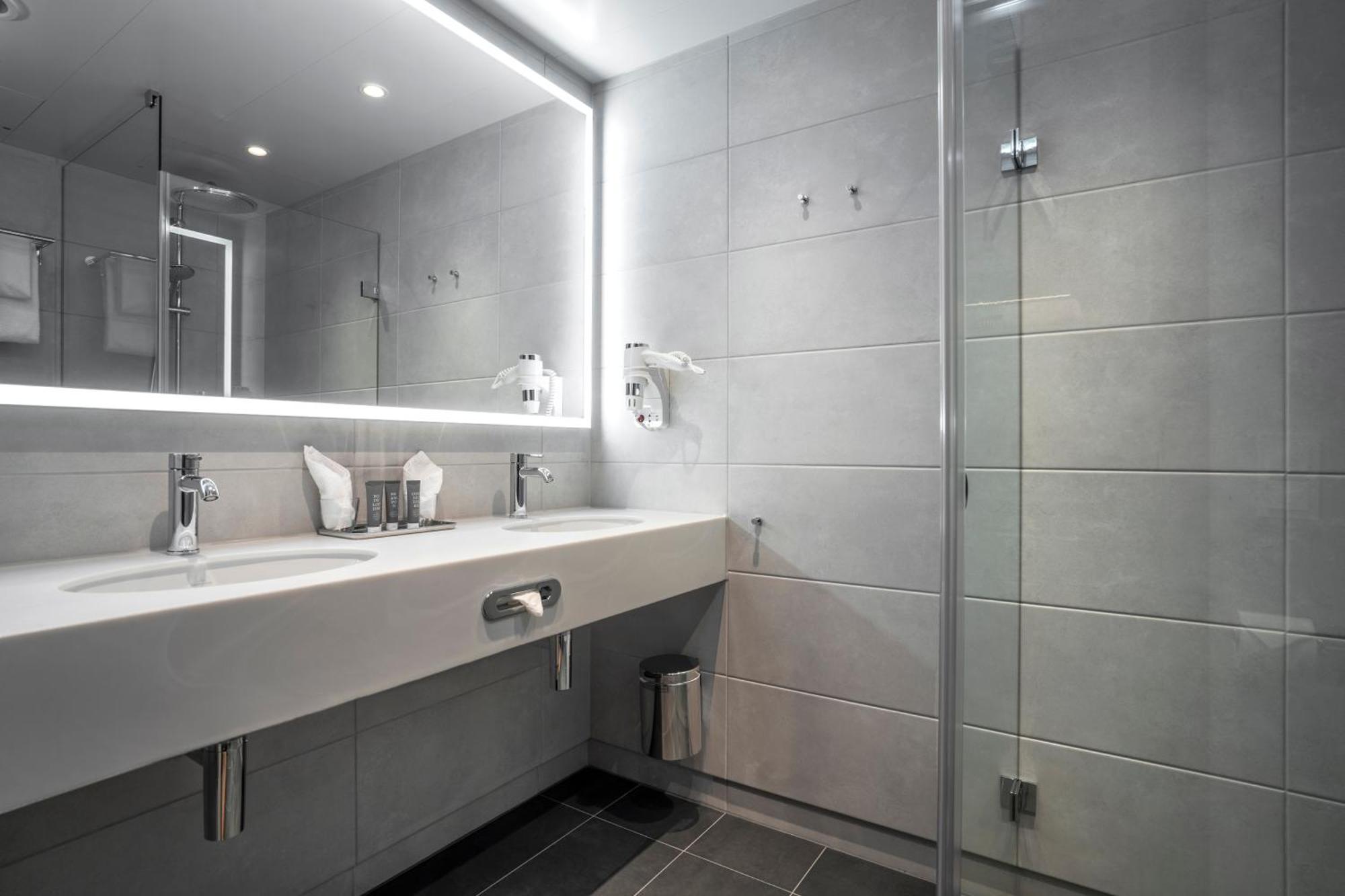 Thon Hotel Sno 뢰렌스코그 외부 사진